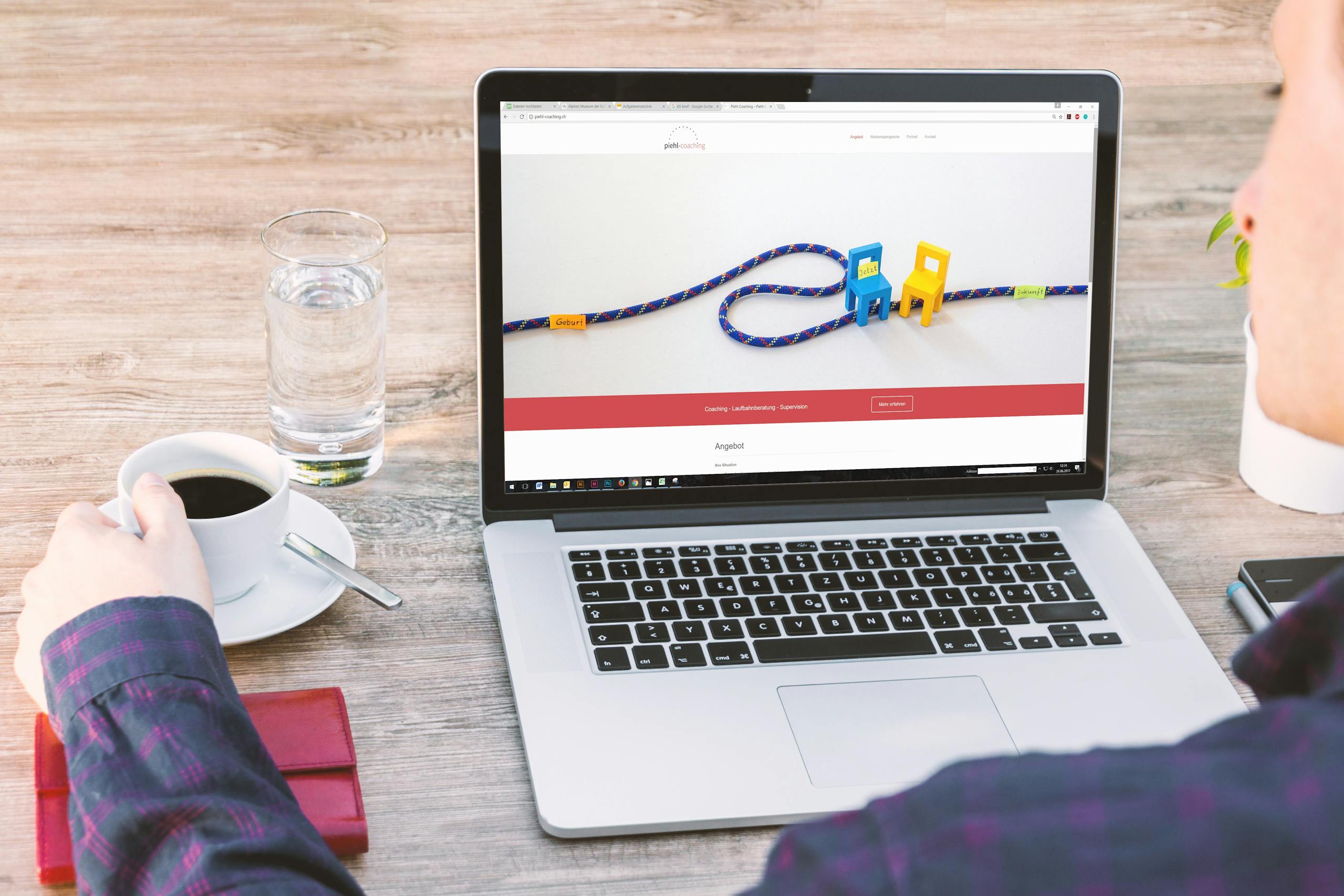 One-Page Website or Multi-Page Website? Which Is Best for Your Small Business?